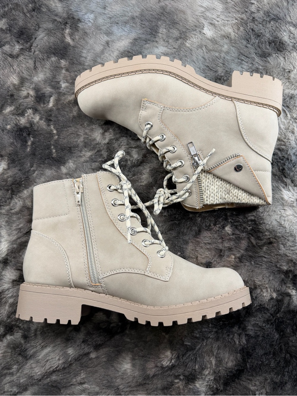 Jellypop Memories Gray Taupe Lace Up Combat Boots Knit Collar Women Size 7.5M
